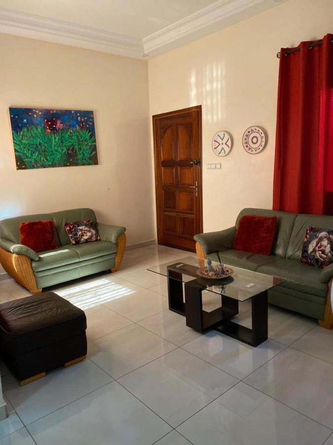 Maison Oceane A Zac Mbao Kammba Buitenkant foto